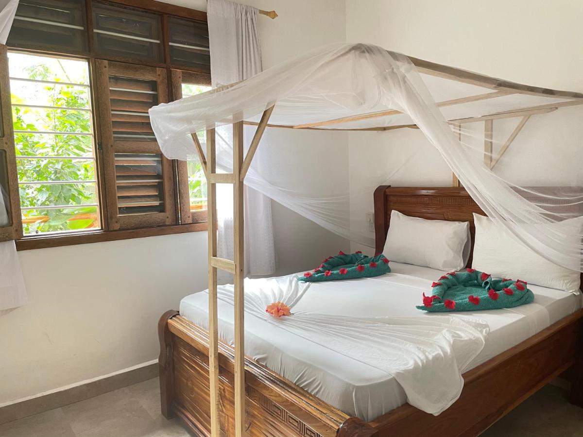 Bed and breakfast Savi House Nungwi Extérieur photo