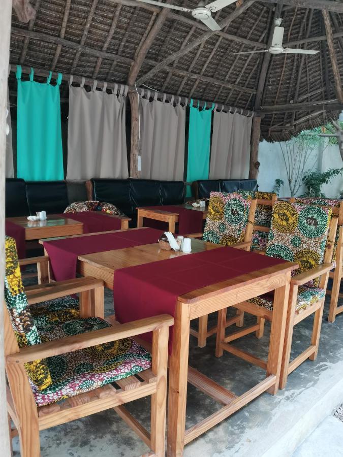 Bed and breakfast Savi House Nungwi Extérieur photo