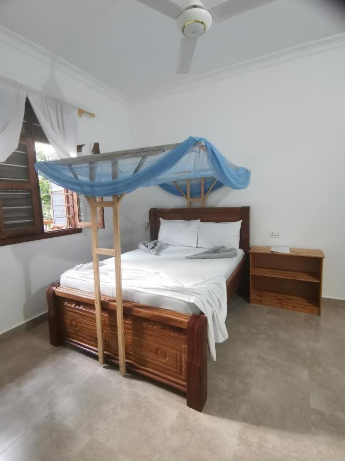 Bed and breakfast Savi House Nungwi Extérieur photo